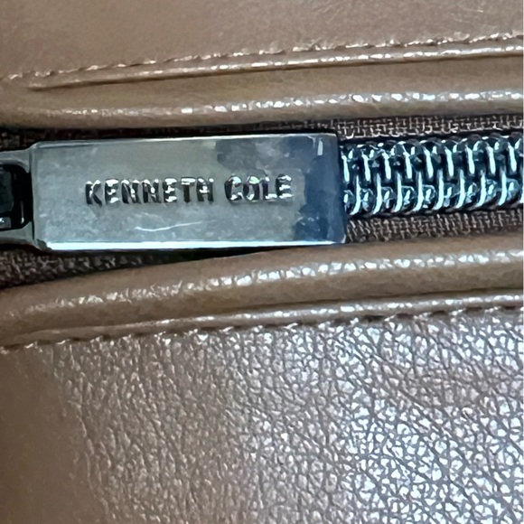 NWOT Kenneth Cole ladies faux leather jacket. Stylish, chic, trendy, classic. - Picture 4 of 7